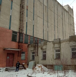 Рівненська обл., м. Рівне, вул. Орлова, 37. Оренда – приміщення 5-го поверху загальною площею 703 кв.м. (В)