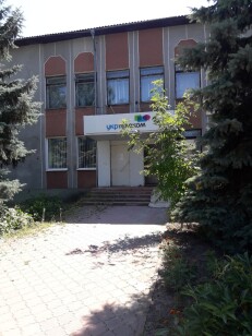 Вінницька обл., Вінницький р_н, смт. Тиврів, вул. Тиверська, 55. Оренда – приміщення 1го поверху площею 22,4 кв.м. (В)