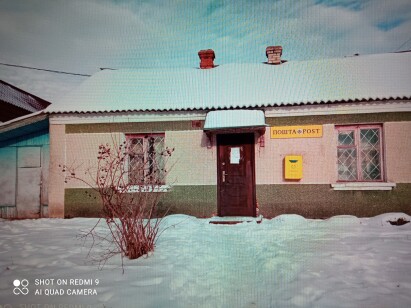 Волинська обл., Луцький р-н, с. Терешківці, вул. Центральна, 34. Оренда – приміщення 1-го поверху площею 19,60 кв.м. (В)