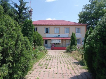 Одеська обл., Подільський р-н., с. Любашівка, вул. Софіївська, буд. 89. Оренда – приміщення 1-го поверху загальною площею 24,10 кв. м (В)