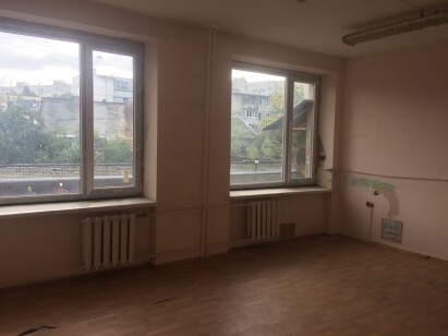 Львівська обл., м. Львів, вул. Виговського, 29а. Оренда – приміщення  2-го поверху площею 38,57 кв.м. (В)