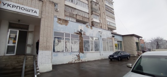 Сумська область, Охтирський р-н, м. Охтирка, вул. Перемоги, буд. 17 Оренда – склад та приміщення на 1-му поверсі площею 242,40 кв.м. (В)