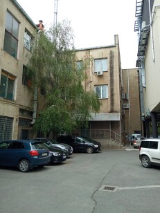 Закарпатська обл., м. Ужгород, пл. Поштова, 4 1. Ф. Оренда – приміщення 2-го поверху площею 163,3 кв.м. (В)