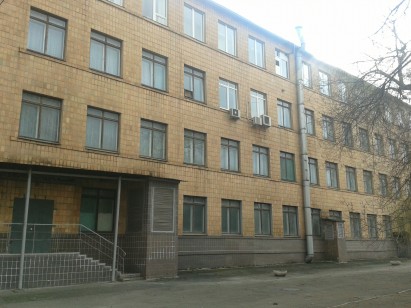 ДОВГОСТРОКОВА ОРЕНДА! Дніпропетровська обл., м. Кривий Ріг, вул. Героїв АТО, 97. Оренда – приміщення 2-го поверху площею 656,8 кв. м. (В)