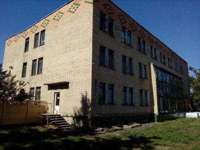 ГОЛЛАНДСЬКИЙ АУКЦІОН. Полтавська обл., м. Решетилівка, вул. Старокиївська, 2. Оренда – приміщення 2-го поверху площею 25,3 кв.м. (В)