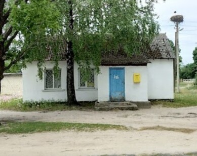 Рівненська обл., Вараський р-н, с. Воронки, вул. Чкалова, 14;   Оренда – нежитлові приміщення площею 24,9 кв.м. (В)