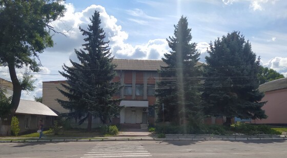 Вінницька обл., Вінницький р-н, селище Тиврів, вул. Тиверська, 55. Оренда – приміщення 1-го поверху площею 68,10 кв.м. (В)