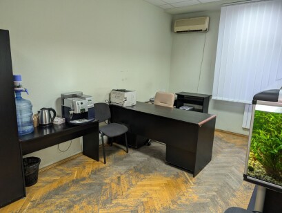 Довгострокова оренда! м. Київ, вул. Стрілецька, 4-6. Оренда – другий поверх, площею – 570,00 кв. м. (В)