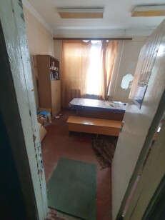 Київська обл., Білоцерківський р-н, м. Сквира, пл. Героїв Небесної Сотні, 17, літ.: «А-3-5» Оренда – група приміщень на 2-му поверсі, загальною площею – 101,90 кв.м (В) 