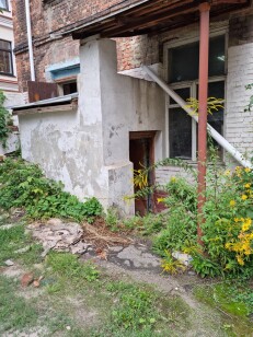 Сумська обл., м. Суми, вул. Воскресенська, буд. 13/7. Оренда – підвальне приміщення площею 109,90 кв.м. (В)