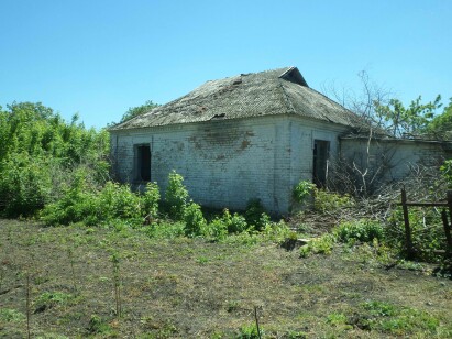 Полтавська обл., Кременчуцький р-н, с. Погреби, вул. Шевченка, буд.72. Оренда – Будівля площею 64,90 кв.м. (В)