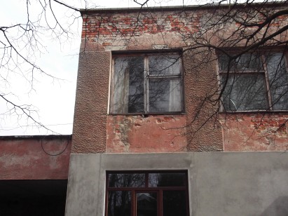 Львівська обл., с. Куликів, вул. Шевченка, 2. Оренда – приміщення 2-го поверху площею 28,50 кв. м. (В)