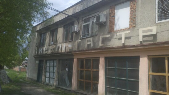 Закарпатська обл., Тячівський р-н., с. Солотвино, вул. Воз’єднання, 3. Оренда – приміщення 2-го поверху площею 49,3 кв.м. (В) 