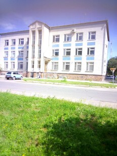 Полтавська обл., смт. Чорнухи, вул. Мележика, 1.Оренда – приміщення 1-го поверху площею 41,0 кв.м.(В)