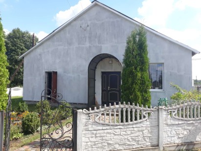 Рівненська обл., Рівненський р-н, с. Річиця, вул. Центральна, 5. Оренда – приміщення 1-го поверху площею 19,30 м.кв. (В)