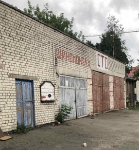 Рівненська обл., Рівненський р-н, с. Моквин, вул. Шевченка, 3. Оренда – виробничі приміщення загальною площею 144,7 м.кв. (В)