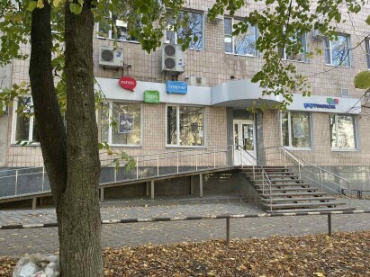 Полтавська обл., Полтавський р-н, м. Полтава, вулиця Соборності, 33. Оренда – приміщення 3-го поверху площею 174,50 кв.м. (В)