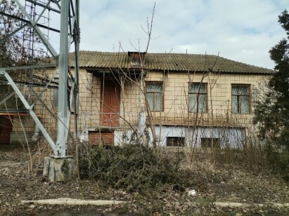 Миколаївська обл., Баштанський р-н, м. Снігурівка, вул. Центральна,192. Оренда – підвальні приміщення загальною площею 78,4 кв.м. (В) 