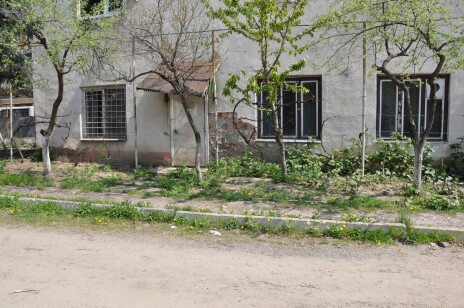 Закарпатська обл., м. Виноградів, вул. Миру, 41 «літ.Б-2». Оренда – приміщення 2-го поверху площею 102,2 кв.м. (В)