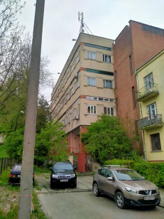 Львівська обл., м. Львів, вул. Рильського, 12. Оренда – приміщення 2-го та 1-го поверхів площею 399,20 кв.м. (В)