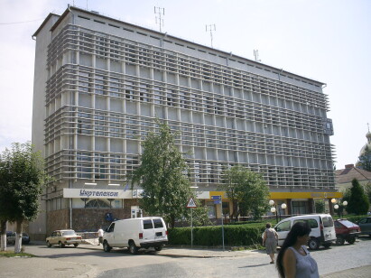 Івано-Франківська обл., Коломийський р-н, м. Коломия, вул. Чорновола, 45. Оренда – приміщення 4-го поверху, площею 14,8 м.кв (В)