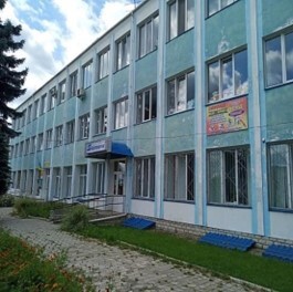 Рівненська обл., Вараський р-н. смт. Зарічне, вул. Центральна, 6а. Оренда – приміщення 1 поверху площею 53,40 м. кв. (В)