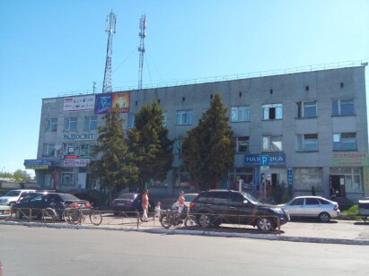 Чернігівська обл., м. Ніжин, вул. Московська, 5-А. Оренда – приміщення 2-го поверху площею 11,6 кв.м. (В) 