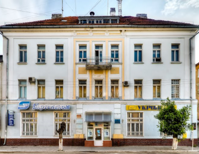 Львівська обл., м. Броди, пл. Ринок, 15. Оренда – приміщення 2-го поверху площею 13,90 кв.м. (В)