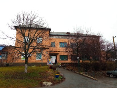 Полтавська обл., Миргородський р-н, смт. Велика Багачка, вулиця Чекалових, 17. Оренда – приміщення 2-го поверху площею 152,83 кв.м. (В)