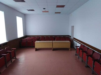 Полтавська обл., м. Решетилівка, вул. Старокиївська, 2. Оренда - приміщення 2-го поверху площею 66,6 кв.м. (В)