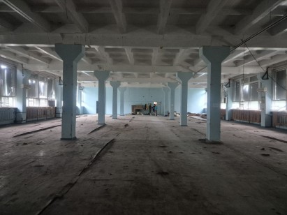 Довгострокова оренда! Дніпропетровська обл., м. Жовті Води, бул. Свободи, 39. Оренда – група приміщень 3-го поверху загальною площею 675,50 кв.м. (В)