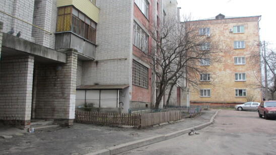 Чернігівська обл., м. Чернігів, проспект Миру, 35Б. Оренда – офісні приміщення 1 та 2 поверхів загальною площею 242,8 кв.м. (В)