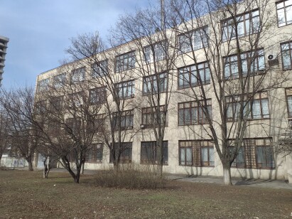 Харківська обл., м. Харків, просп. Героїв Сталінграду, 169. Оренда – приміщення 2-го поверху 34,7 кв.м.