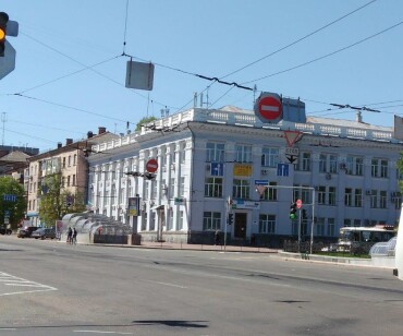 Чернігівська обл., м. Чернігів, проспект Миру, 28. Оренда – офісне приміщення 1 поверху площею 19,0 кв.м. (В)