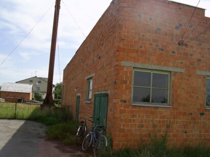 Рівненська обл., Дубровицький р-н, с. Орв’яниця, вул. Центральна, 128. Оренда приміщень 1-го поверху