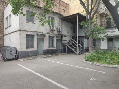 Довгострокова оренда! 01033, м. Київ, вул. Антоновича, 40 (В). Оренда – Будівля, площею - 253,00 м. кв.