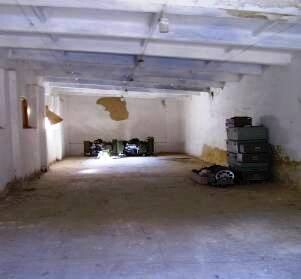 Вінницька обл., Вінницький р-н, м. Немирів, вул. Горького, 20;   Оренда – навіс площею 112,9 кв.м. (В)