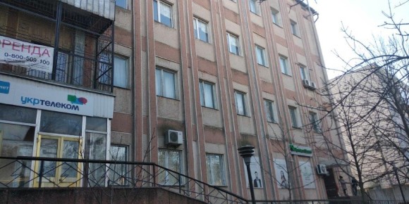 Одеська обл., Білгород-Дністровський р-н, м. Татарбунари, вул. Центральна, 25. Оренда – група приміщень 4-го поверху загальною площею 62,30 кв.м (В)