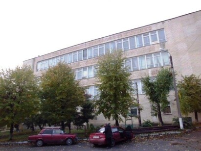 Вінницька обл. м. Могилів-Подільський, вул. Київська, 41;  Оренда – приміщення 1-го поверху, площею 48,2 кв.м. (В) 