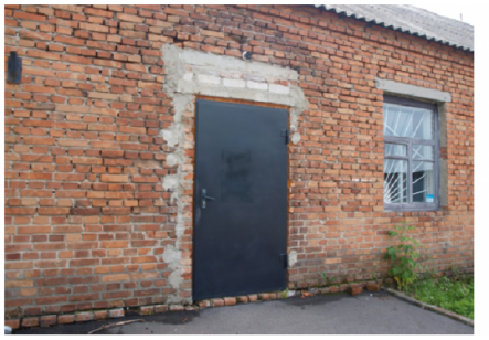 Полтавська обл., смт. Семенівка, вул. Воїнів Інтернаціоналістів, буд. 1. Оренда – частина будівлі