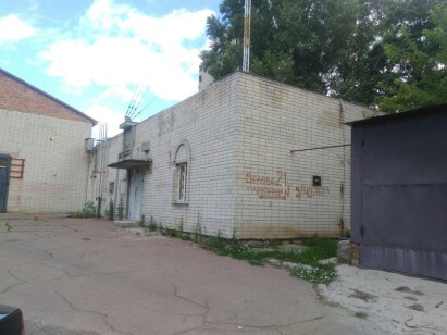 Чернігівська обл., м. Чернігів, вул. 1-ї Танкової Бригади, 21;   Оренда – виробничі приміщення площею 133,90 кв.м (В)  