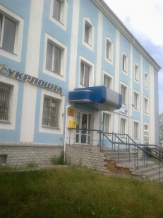 Рівненська обл., м. Дубровиця, вул. Шевченка , 53. Оренда – приміщення 2-го поверху площею 68,50 кв.м. (В)