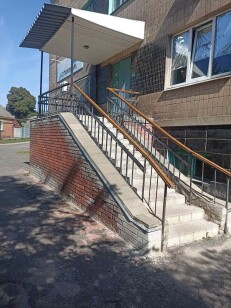 Харківська обл., Богодухівський р-н, м. Богодухів, пл. Поштова, 5. Оренда – приміщення 1-го поверху площею 86,80 кв.м. (В)