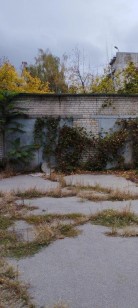 Дніпропетровська обл., м. Покров, вул. Центральна, 50. Оренда – приміщення будівлі гаражів загальною площею 26,90 кв.м (В) 