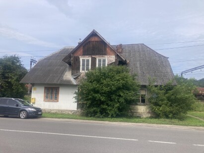 Львівська обл., Старосамбірський р-н, с. Стрілки, вул. Сагайдачного, 14. Оренда – будівля площею 160,10 кв.м. (В)