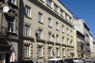 ДОВГОСТРОКОВА ОРЕНДА! Львівська обл., м. Львів, вул. Дорошенка,26 .Оренда – частина будівлі, площею 2 479,30 кв. м. (В)