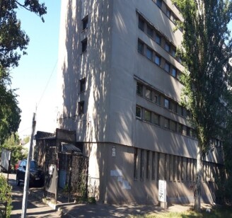 Дніпропетровська обл., м. Дніпро, вул. Чернишевського, 27. Оренда – приміщення 1-го поверху площею 100,00 кв.м. (В)