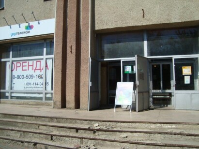 Одеська обл., Березівський р-н, м. Березівка, вул. Грушевського, буд.1а. Оренда – приміщення 3-го поверху площею 11,50 кв.м. кімн. 44 (В)