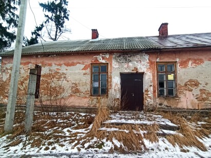 Львівська обл., с. Сілець, вул. Підберезина, 25. Оренда – частини будівлі загальною площею 48,80 кв. м (В)