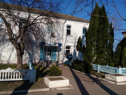 Чернігівська обл., смт Варва, вул. Шевченка, 39. Оренда – приміщення 1-го поверху